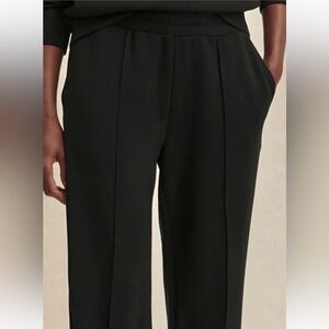 Varley Women's Pants NEW WITHOUT TAG. SIZE XS